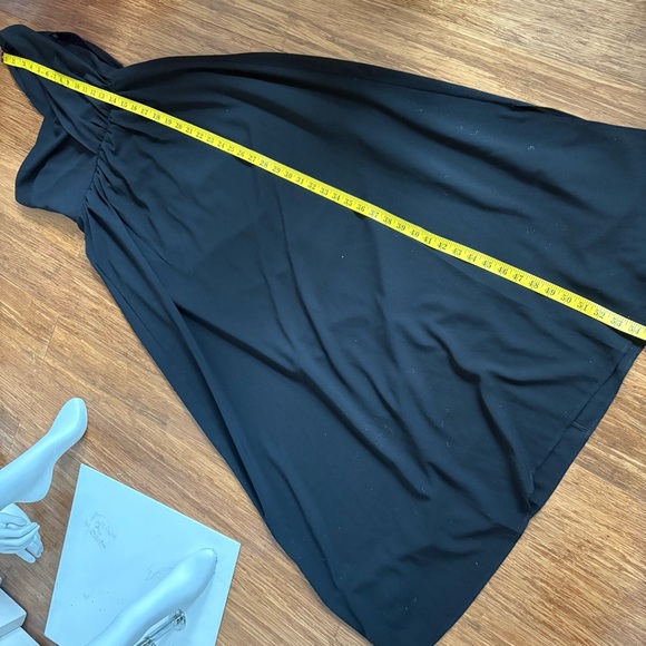 Save the Queen Maxi Dress - Picture 6 of 6